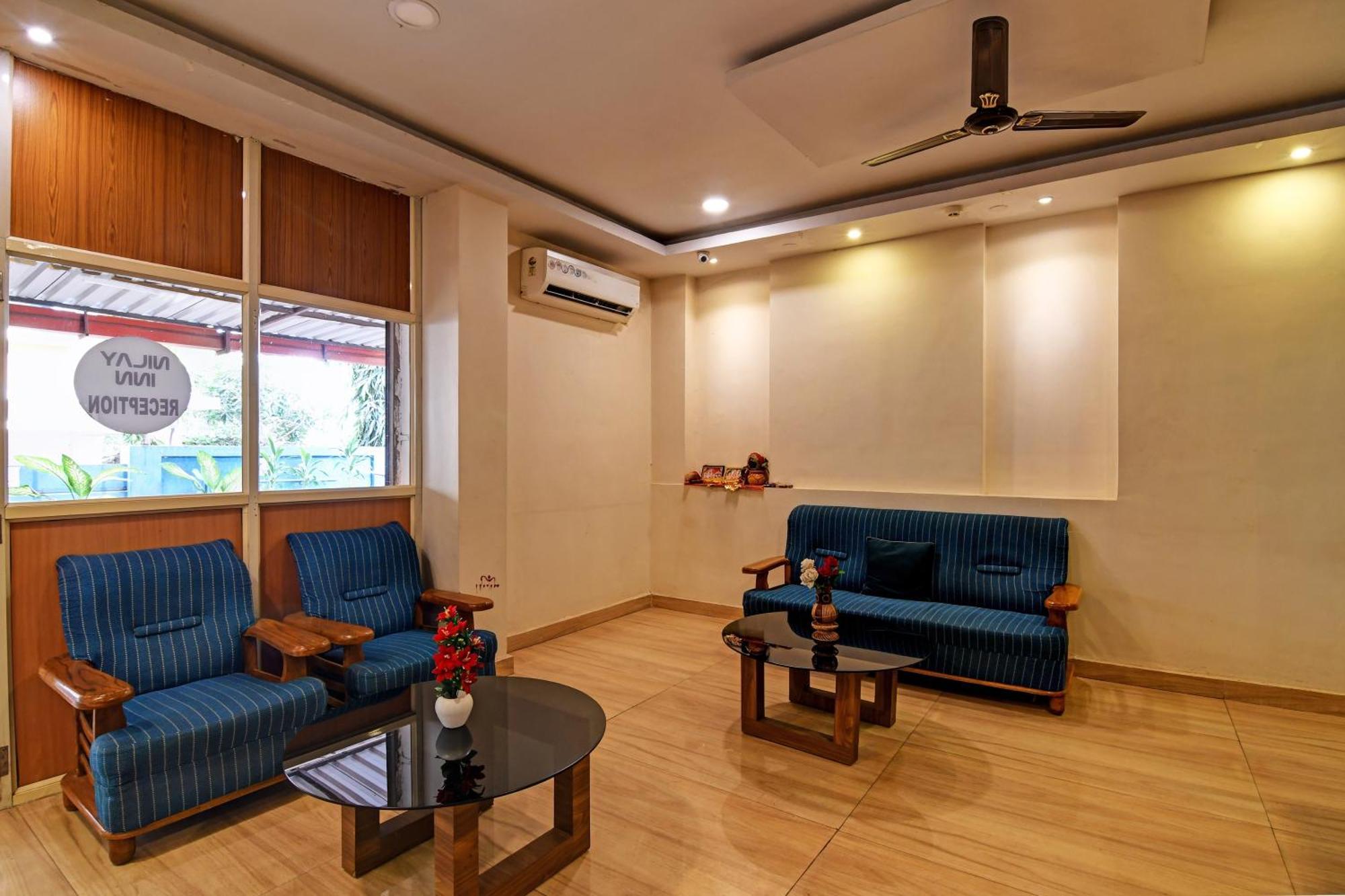 Super Hotel O Nilay Classic Μπουμπάνεσβαρ Εξωτερικό φωτογραφία