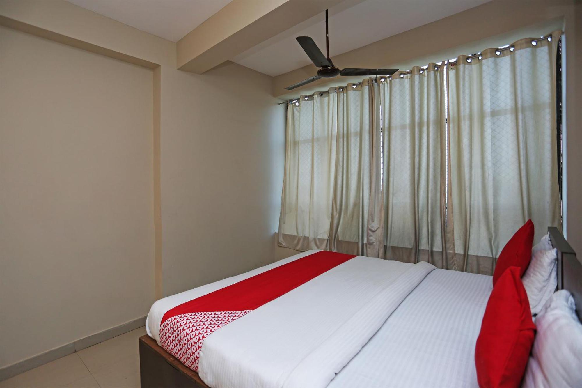 Super Hotel O Nilay Classic Μπουμπάνεσβαρ Εξωτερικό φωτογραφία