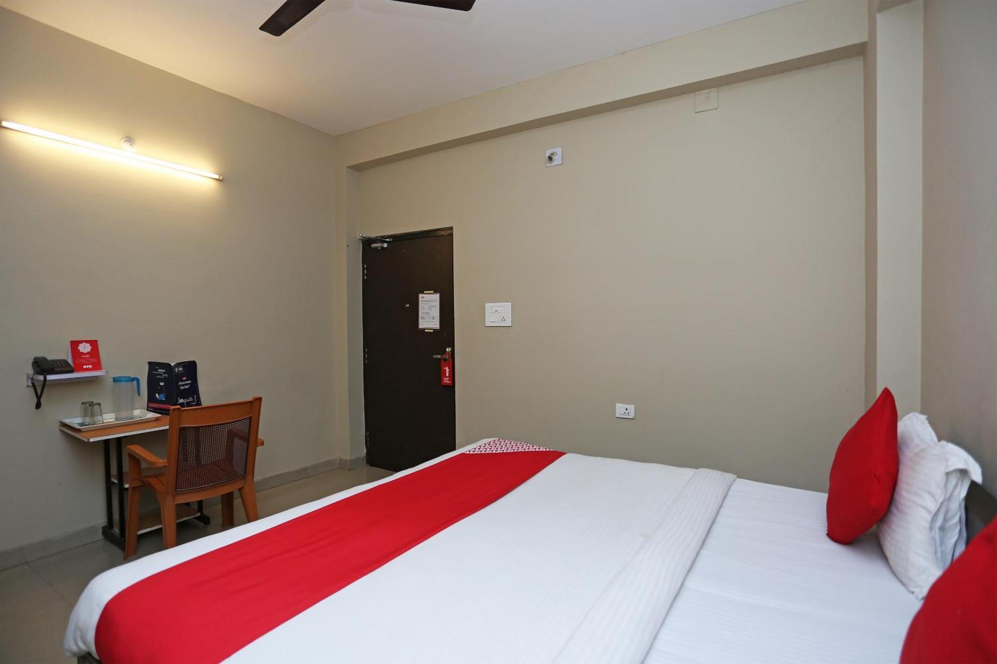 Super Hotel O Nilay Classic Μπουμπάνεσβαρ Εξωτερικό φωτογραφία